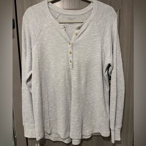 American Eagle Outfitters Women’s Gray Long Sleeve Henley Top
